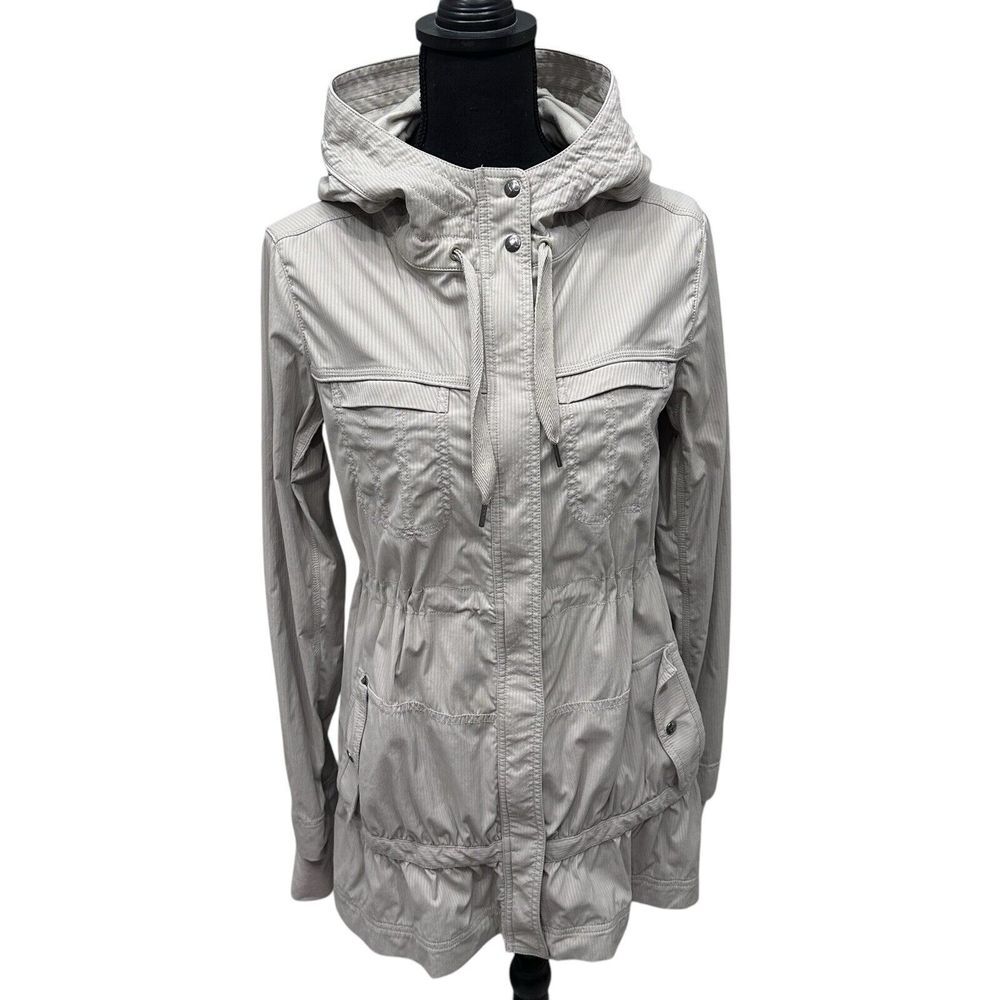 Lululemon Women's Size 6 Apres Practice Hooded Lined Jacket Beige Hood Pockets